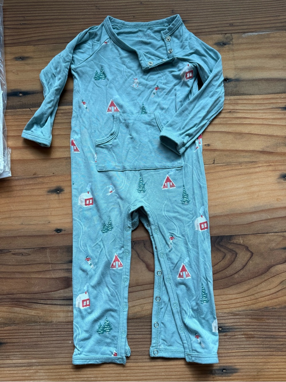 Kyte BABY Alpine Village Long-Sleeve One-Piece Romper with Cottage Print